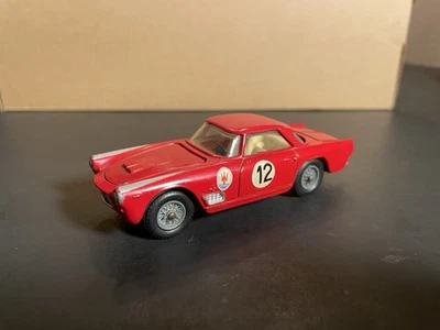 Mercury 1965 Maserati 3500 GT Competizione modelo artístico n.º 24 rojo, hecho en Italia Foto 1 de 4