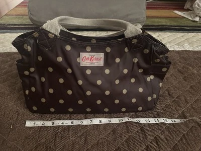 Bolso de mano Cath Kidston a lunares marrón de lona Foto 1 de 4