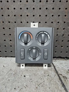 Volvo VNL Mahle 21326144 5HB009758-67 Climate Control Panel  - Bild 1 von 3
