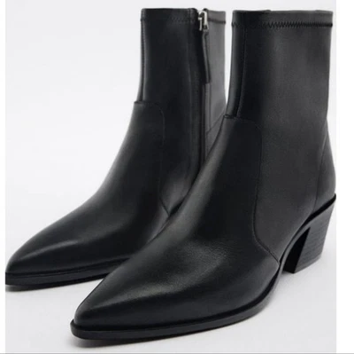 Botas al Tobillo Vaqueras Zara Negras Cuero Genuino Tacón Bloque Talla 40 EU / 9 US Foto 1 de 4