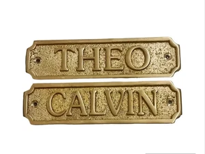 Letreros y placas de puertas de latón fundido personalizados - Placas de cualquier idioma - Tamaño personalizado - Imagen 1 de 5
