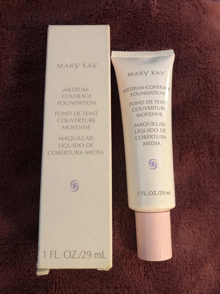 Mary Kay Medium Coverage Foundation Beige 304 Pink Cap