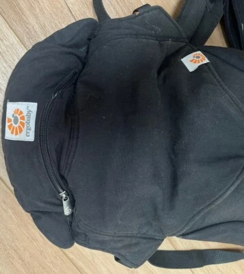 ERGOBABY BABY CARRIER FOUR POSITION 360 PURE BLACK BC360ABLK CHILD HOLDER - Image 1 of 3