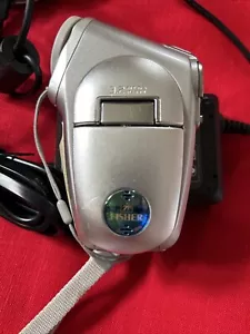 Sanyo Fisher FVD-C1 Pocket CameraCorder MP Digital Video Movie getestet funktioniert. - Bild 1 von 14