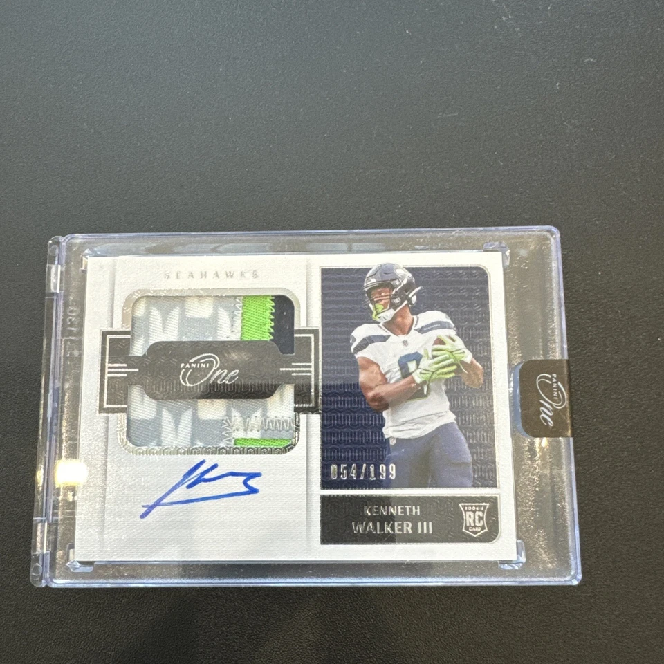 KENNETH WALKER III SEAHAWKS 2022 PANINI ONE ROOKIE PATCH AUTO RPA /199 - Image 1 of 2