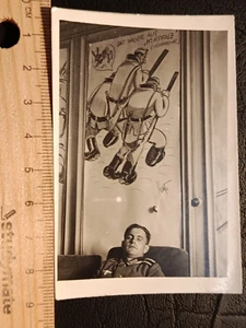 GERMAN WW2: period military photo: SOLDIER and families, uniform shots, etc. - Picture 1 of 1