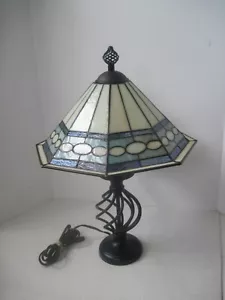 Vintage Tiffany Style Stained Glass Lamp 21" Tall Blue Gray Beige & Turquoise - Picture 1 of 20