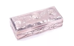 Caja de estampillas Repousse 1912 plata esterlina 925 William Comyns & Sons Ltd 72,5 g - Imagen 1 de 12