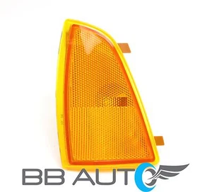 94-97 CHEVY S10 BLAZER LH FRONT CORNER PARK SIGNAL SIDE MARKER LIGHT LENS NEW - Picture 1 of 3