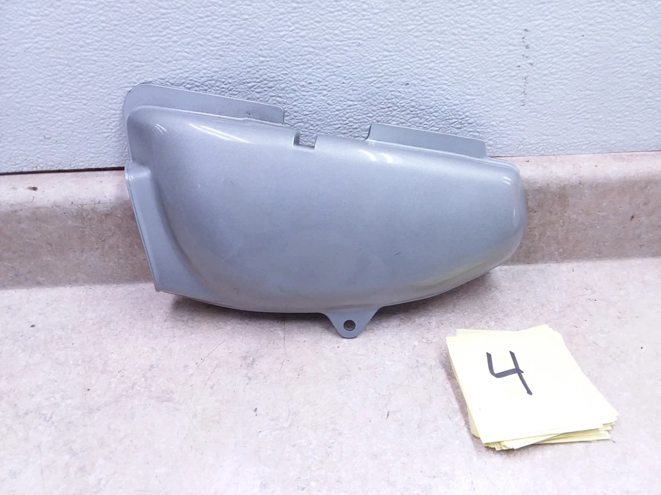 Cubierta lateral izquierda Suzuki 100 TS TS100 Enduro vintage 1974 #4 ANX-B238 Foto 1 de 4