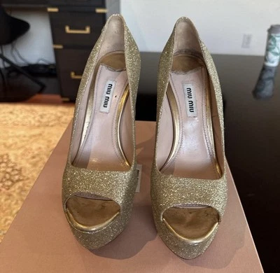 Золотистые и серебряные каблуки Mui Mui  - Изображение 1 из 3