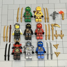 LEGO&reg; Minifigure Lloyd Jungle Knee Pads Tournament 70749 Ninjago H2 2