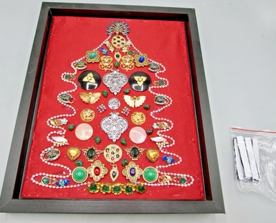 Large Framed VTG Christmas Tree Bling Costume Jewelry Art MCM New Frame 11 x 14" - Image 1 of 4