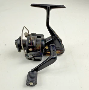 USED Abu Garcia Cardinal Black Max UL Spinning Fishing Reel - Picture 1 of 5
