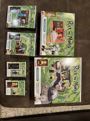 Juguetes McFarlane - Juegos de construcción Rick and Morty - 6 juegos en total - Nuevos en cajas Foto 1 de 4