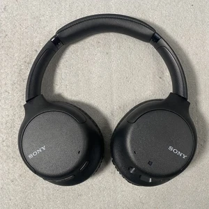 Auriculares Bluetooth inalámbricos Sony WH-CH710N con cancelación de ruido sobre la oreja - Imagen 1 de 8