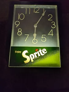 Seltene 80er Jahre Vintage Sprite beleuchtete Werbeuhr Soda Wand Analoguhr FUNKTIONIERT - Bild 1 von 13