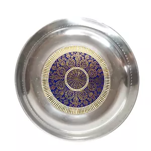 "Ciotola da portata color argento floreale ornato blu cobalto motivo MCM alluminio 12" - Foto 1 di 9