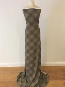 £5.99 Printed Chalis Viscose dress Fabric 150 cm M1425 Mtex - Picture 1 of 10