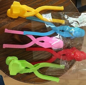 75Pcs Benefine Dinosaur Shapes Snowballl Molds NEW - Picture 1 of 5