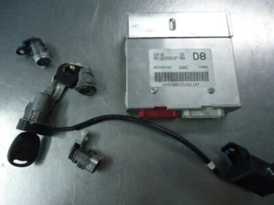 CENTRALINA INIEZIONE Daewoo / Chevrolet Nubira (J100) 2000 96224116 - Immagine 1 di 2