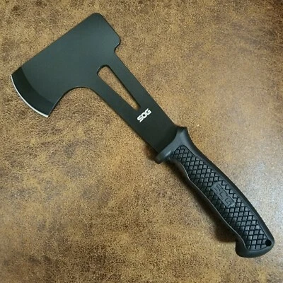 Hacha de mano SOG Full Tang 11,5" con funda de nailon con estuche rígido acabado negro Foto 1 de 4