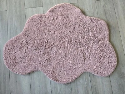 Kinderzimmer Teppich / rosa Wolkenteppich ca. 80x120cm, rutschhemmend - Bild 1 von 4