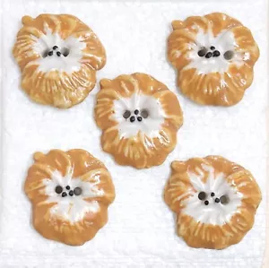 Ceramic Flower Buttons 5 x 30mm 2 Hole Novelty Pansy Porcelain Sewing Art Crafts - Picture 1 of 9