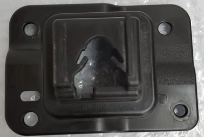 SOPORTE(R) ORIGINAL MAZDA KB8A-50-151 Foto 1 de 4