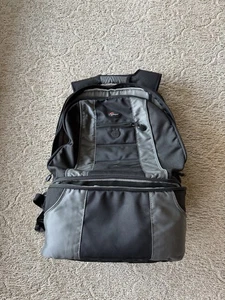 LowePro Compu Day Pack Professional DSLR Laptop Camera Backpack Padded Black EUC - Picture 1 of 6
