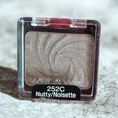 Wet n Wild Color Icon Eyeshadow Single 252C NUTTY New Sealed Discontinued HTF - Image 1 of 4