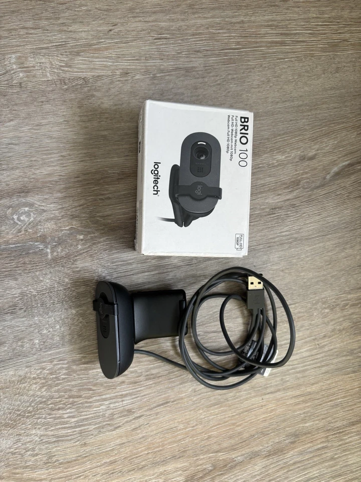 Logitech Brio 100 Full HD-Webcam 1920 x 1080 Pixel Klemm-Halterung Schwarz - Bild 1 von 1