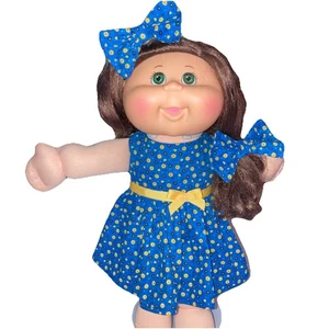 Handgefertigtes Kohl Patch Kleid mit Haarschleifen passt 14" Puppen - Bild 1 von 3