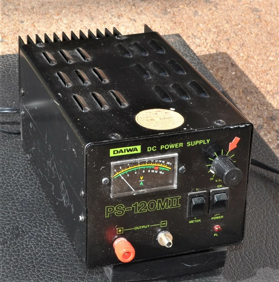 DAIWA DC POWER SUPPLY MODEL PS-120 II GOOD INDUSTRIAL SURPLUS VINTAGE - Image 1 of 1