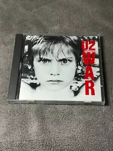 U2 - War - Island - Early Japanese Press - Like New - Unlimited $5.00 Shipping - Imagen 1 de 4