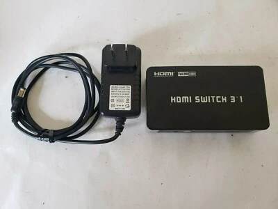 HDMI Three-Way Mini Switch - 3 Inputs 1 Output (Auto) 1080p Full HD Switcher - Image 1 of 4