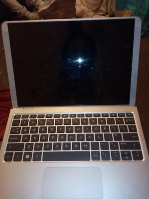 HP Pavilion 15-ab269sa 15.6" (1TB, Intel Core i3 5th Gen., 2.5GHz, 8GB) Noteboo… - Image 1 of 2