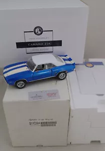 Franklin Mint 1969 Chevrolet Camaro Z28 Limited Edition Blue/White 1/24 B11C594 - Picture 1 of 7