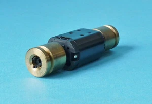 X9400 Hornby Ersatzmotor mit 2 Messingschwungrädern für Class 60 Loks - Bild 1 von 3