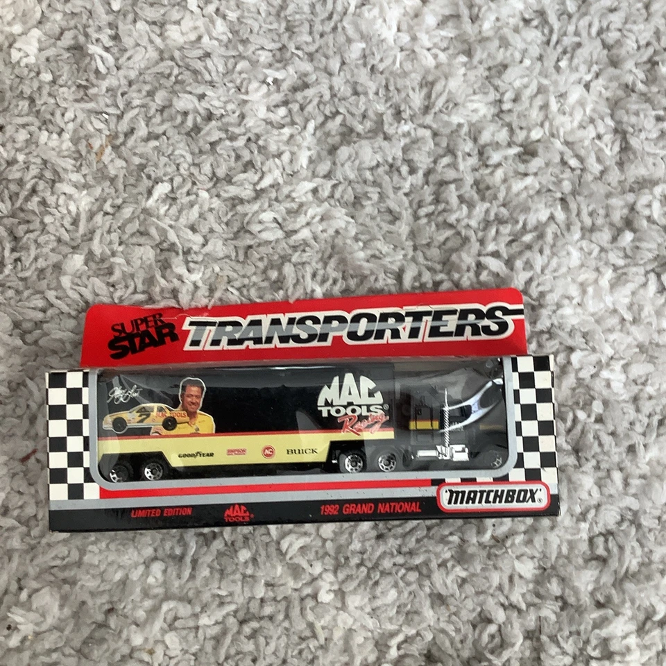 Matchbox Super Star Transporters Hauler Harry Gant Mac Tools #7 Tractor Trailer - Image 1 of 1
