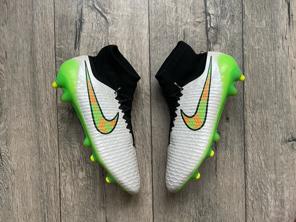 Preços baixos em Tênis de futebol Nike Magista Obra | eBay