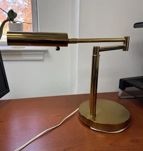 Mid Century Koch & Lowy OMI 12 ¾” Brass Swing Table Lamp c. 1970’s - Picture 1 of 5