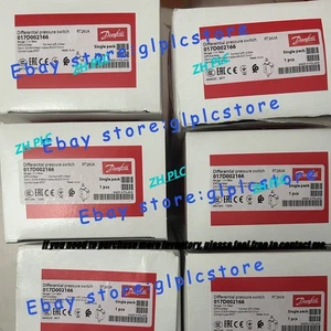 1PCS NEW IN Box Danfoss Controller module RT260A 017D002166 In Box Fast Shipping - Picture 1 of 4