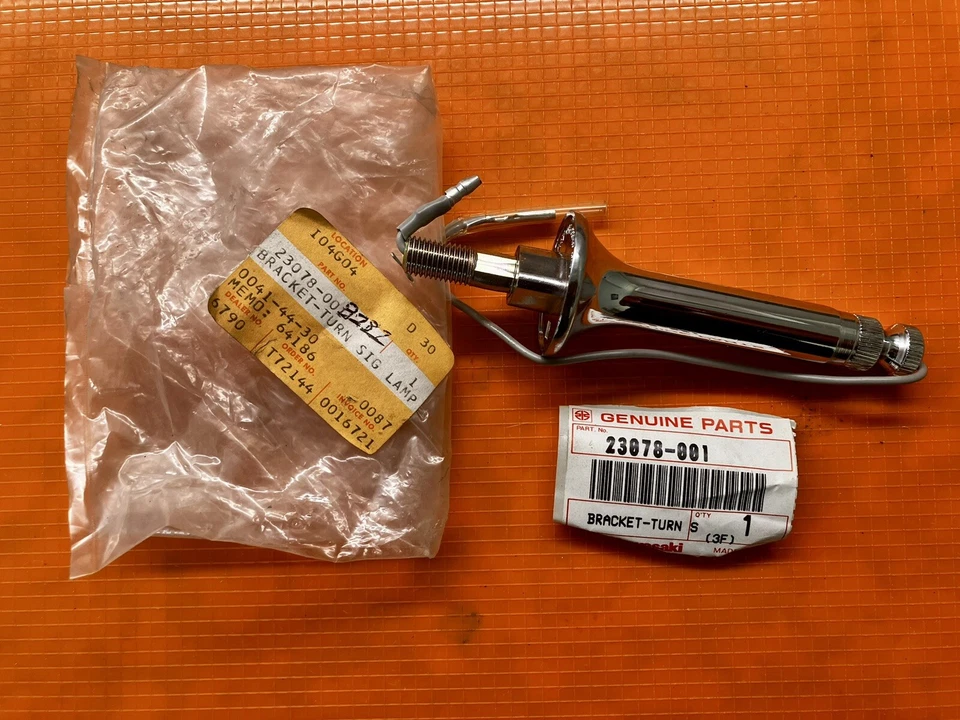 New! Genuine Kawasaki Stanley KZ900 KZ1000 H1 H2 S1 73 mm Turn Signal Stem - JB4 - Image 1 of 1