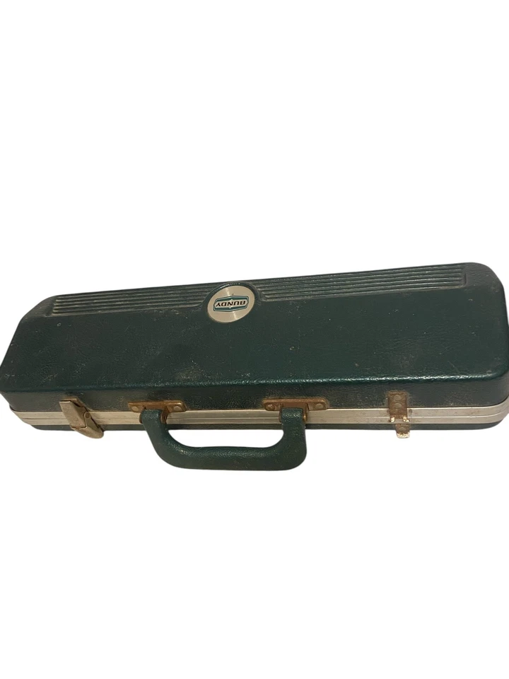 Bundy Selmer FLAUTA CON ESTUCHE RÍGIDO VERDE Forro Terciopelo Negro (Plateado) Foto 1 de 4