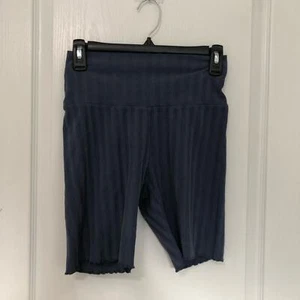 Pantaloncini bici Aerie Hi-Rise blu a righe nuovi taglia M 7” comodi abbigliamento sportivo - Foto 1 di 8