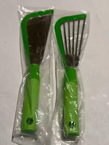 Kuhn Rikon Fish Spatula 12.5" and Flat Scraper with silicone edge lime green New - Picture 1 of 3