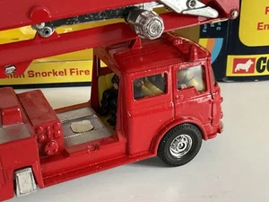 Corgi Major 1127 Simon Snorkel Bedford TK Fire Engine RARE CROSS OVER WHEELS - Picture 1 of 20