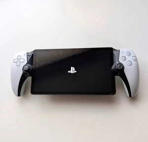 MINT Sony Playstation Portal White For PS5 Standalone (Stream) UK Seller - Picture 1 of 6