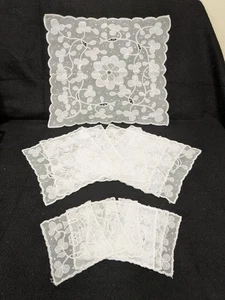De colección. 13 piezas. Juego de mesa de encaje irlandés Carrickmacross para 6 manteles/montaña rusa, 1 corredor - Imagen 1 de 9